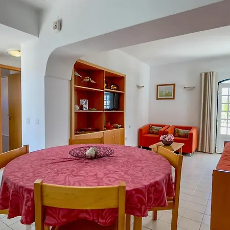Pino Tatil parkı Vilamoura
