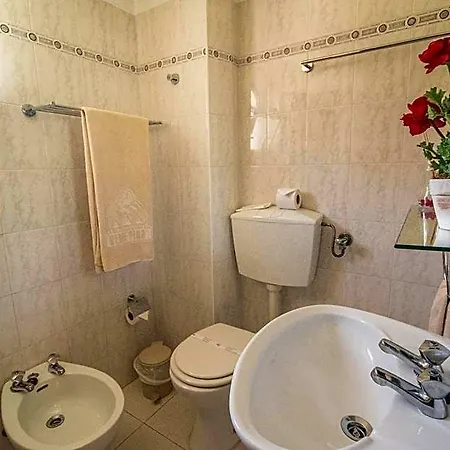 Pino Holiday park 3*