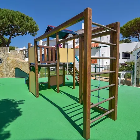 Pino Vilamoura